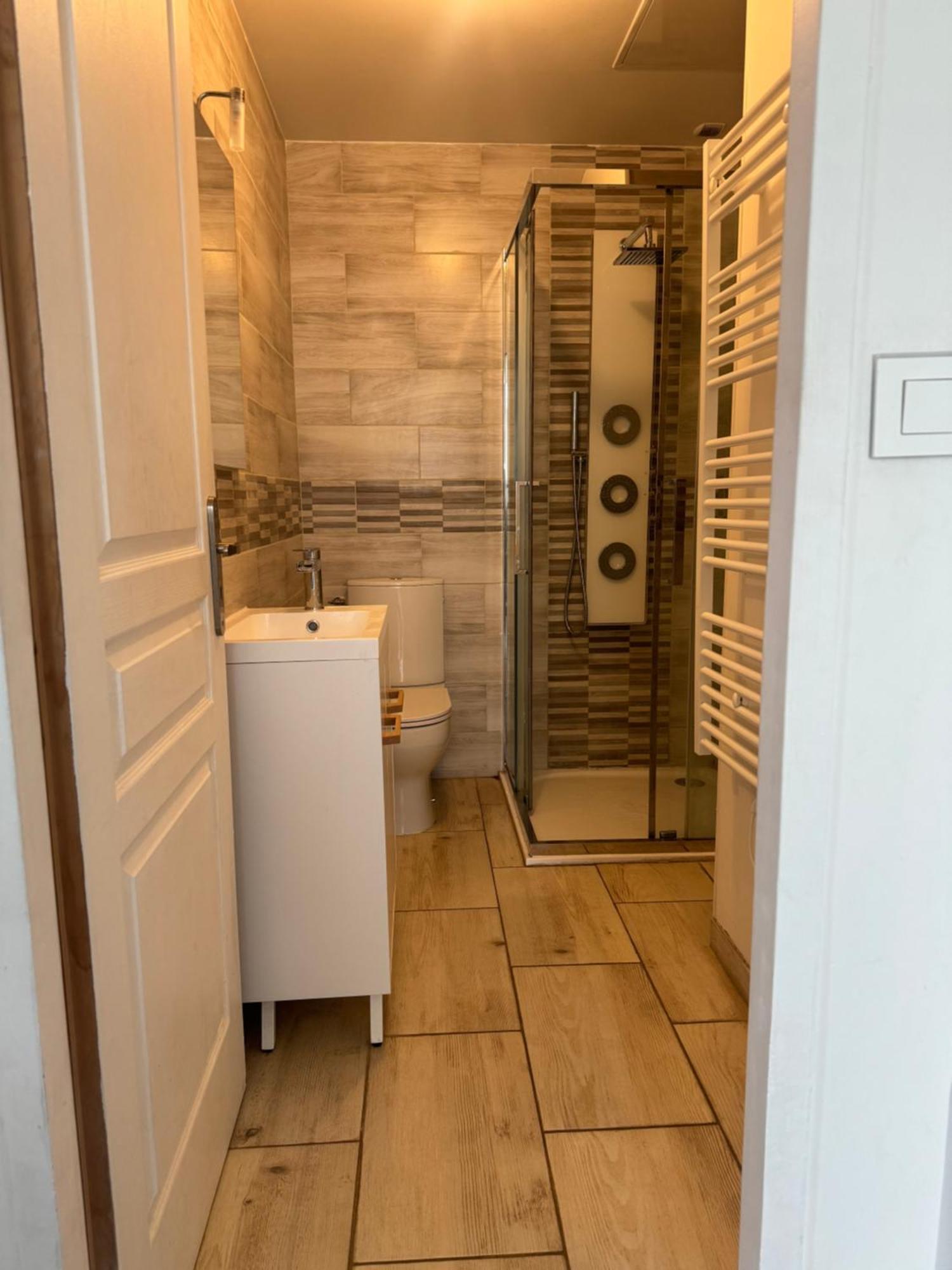 Philomene Apartment Ромили-сюр-Сен Екстериор снимка